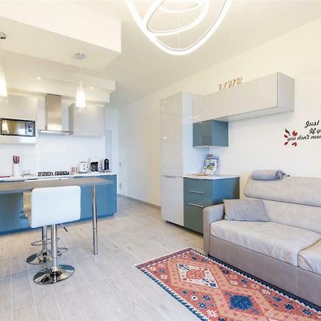 Apartmán La Tana Del Lupo Stresa Exteriér fotografie